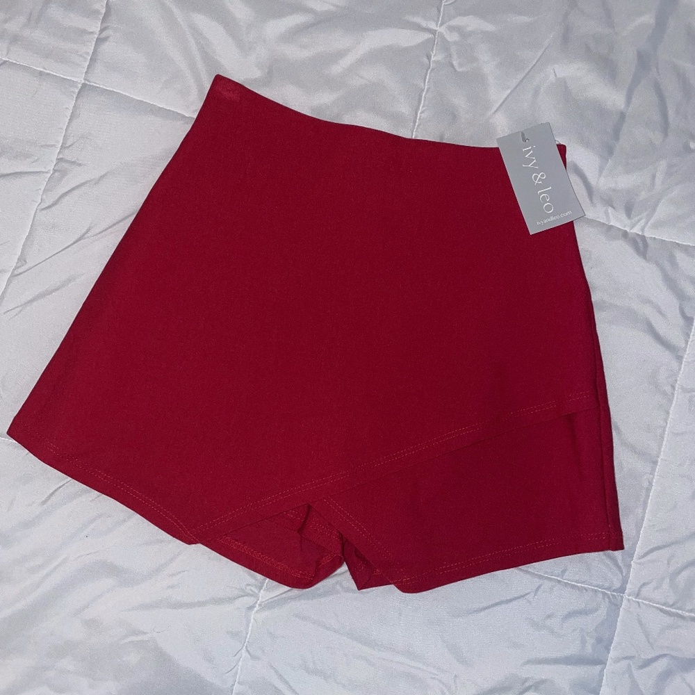 Ivy & Leo High Waist Skort